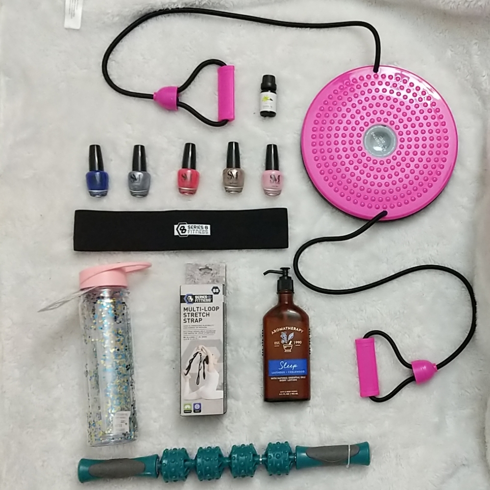 Quarantine Fashion and Fitness Bundle